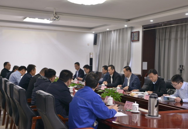 集团公司领导乐江华到华体会（中国）公司调研指导工作